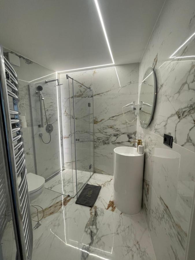 Апартаменты Vip Jacuzzi Luxury Будапешт Экстерьер фото